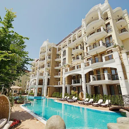 Harmony Suites 8 Eh 公寓 阳光海滩